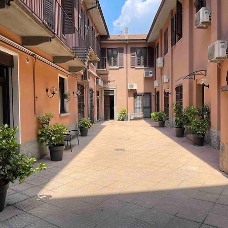 Corte Del 6 - Cozy Modern Flat B ميلان المظهر الخارجي الصورة