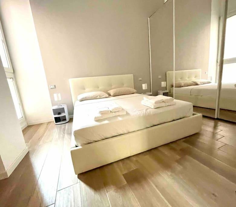 Corte Del 6 - Cozy Modern Flat B ميلان المظهر الخارجي الصورة